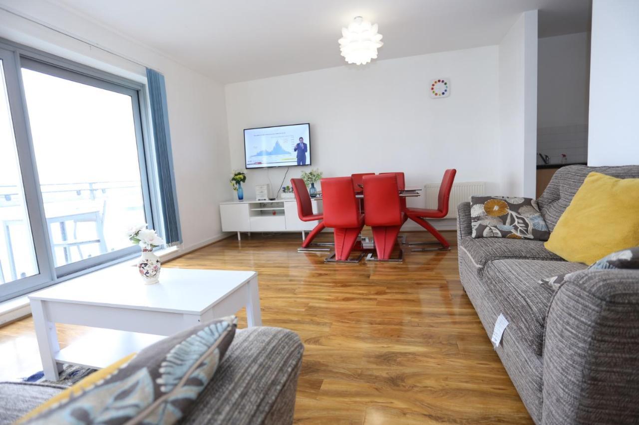 Lovely 2 Bed 2 Toilet Hill House River View Apartment London Exterior photo