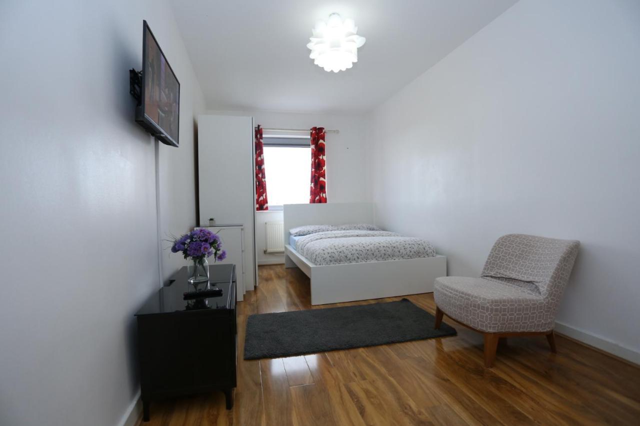 Lovely 2 Bed 2 Toilet Hill House River View Apartment London Exterior photo